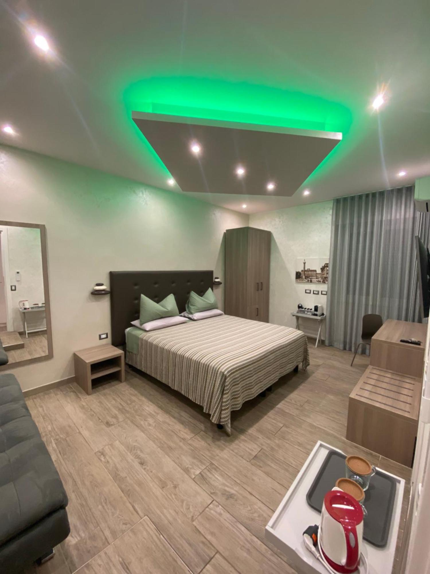 Bed and Breakfast Domus Cinecitta Рим Экстерьер фото