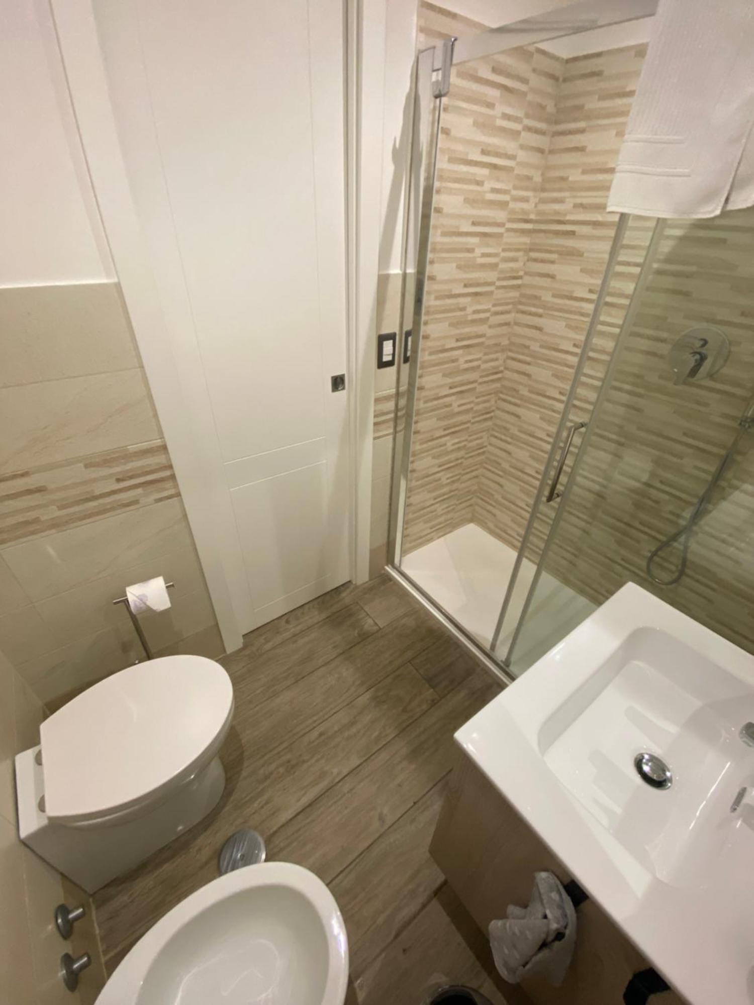 Bed and Breakfast Domus Cinecitta Рим Экстерьер фото